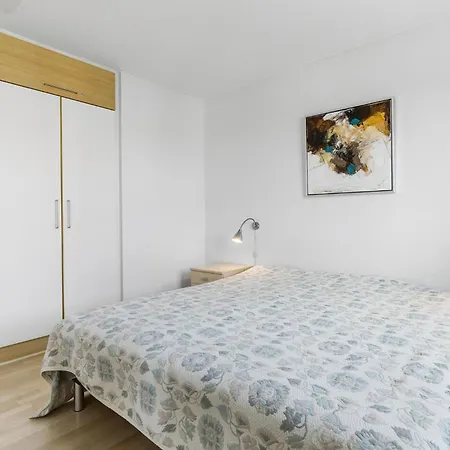 Apartment Sopark Lejl, 42 *
